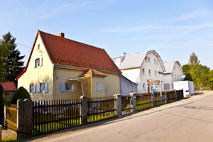 Haus überschreiben in der Privatinsolvenz: Die Immobilie gehört zur Insolvenzmasse.