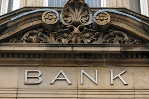 Wann kann die Bank mein Konto sperren?