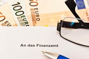 Beim Steuerbescheid kann beim Einspruch eine Vorlage hilfreich sein,